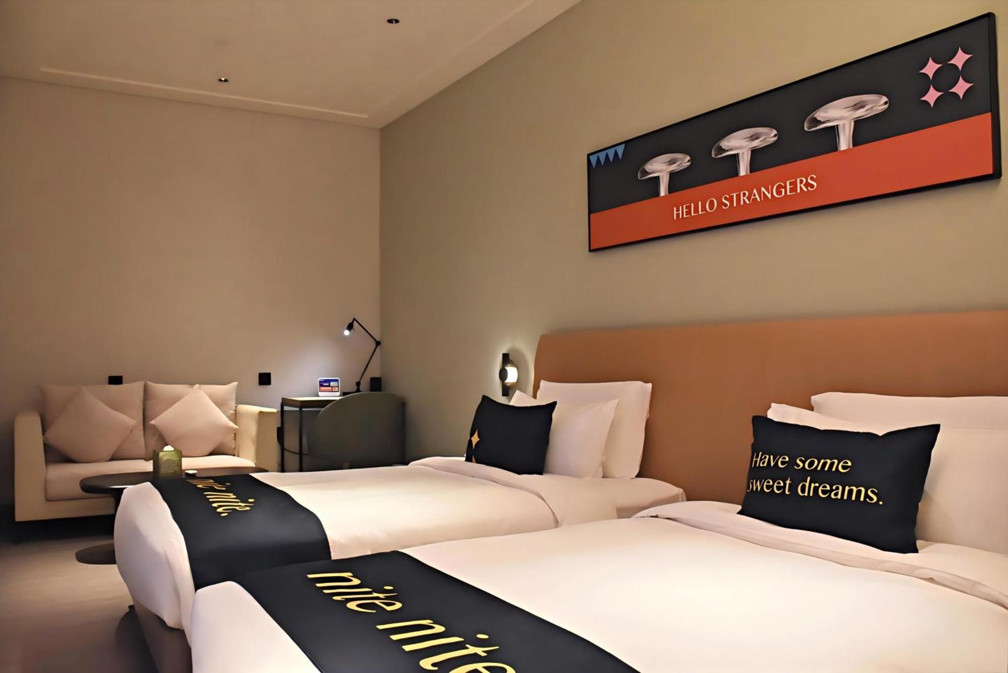 The Mustel Hotel Chongqing Hongyadong Eksteriør billede