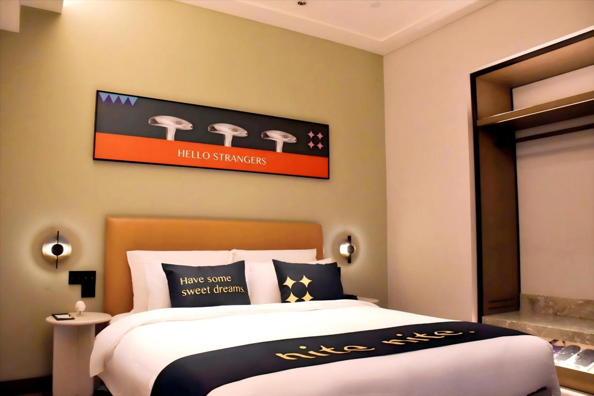 The Mustel Hotel Chongqing Hongyadong Eksteriør billede